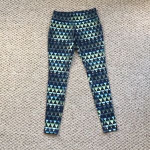 Patterned workout leggings